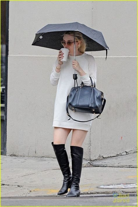 Raniy Day Outfits Ideas 26 Cute Ways To Dress On Rainy Day