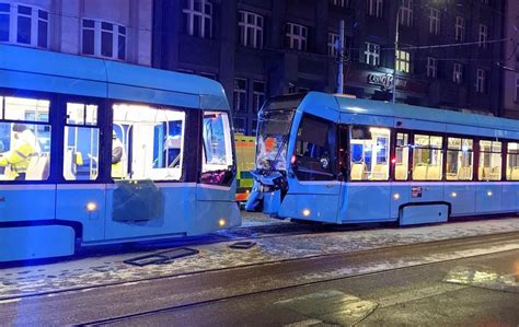 Zderzenie dwóch tramwajów w centrum Ostrawy FILM Raport Kolejowy