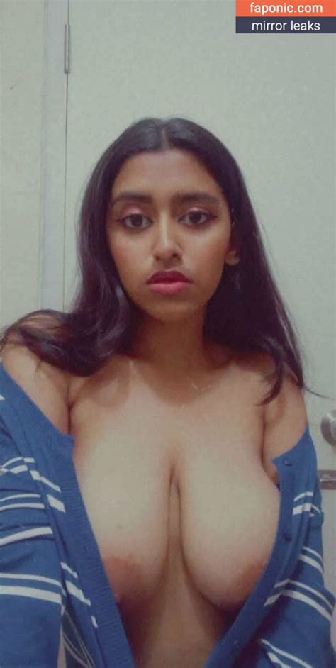 Sanjana Saba Aka It Z Suzie Aka It Z Suzieee Nude Leaks Faponic