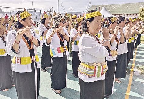 Pesta Irau Rayeh Lundayeh Sabah Ketengah Budaya Kesenian Dan