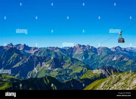 Seilbahn Zur Gipfelstation Nebelhorn M Bei Oberstdorf Allgaeuer