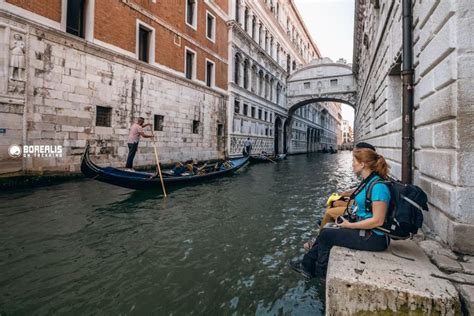 Ponte Suspiros Borealis On Trekking Veneza Italia Gondola BOREALIS On