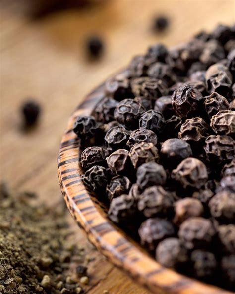 I Saporiti Benefici Del Pepe Nero Il Re Delle Spezie Black Pepper