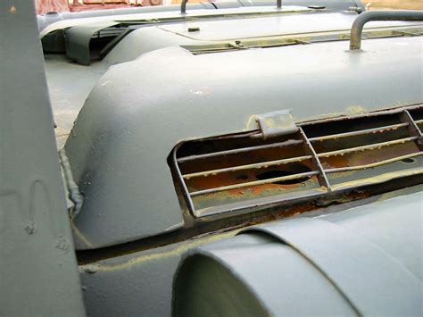 SU-100 Walk Around Page 3