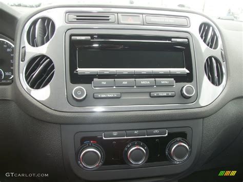 2012 Volkswagen Tiguan S 4Motion Audio System Photo 64115902