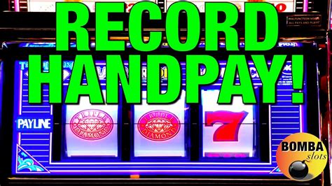 My BIGGEST JACKPOT 900X On Triple Diamonds I HIT MASSIVE HANDPAY At