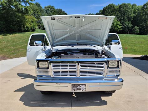 92 Dodge Ram D250 5 Speed For Sale