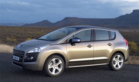 Peugeot 3008 - Peugeot’s New Cross-Over