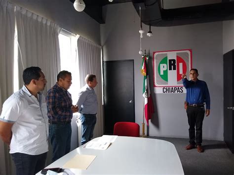 El Presidente Del Comit Directivo Estatal Del Pri En Chiapas H Ctor