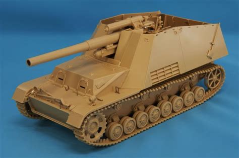 [Passion Models] [P35-150]1/35 GERMAN HEAVY SELF-PROPELLED HOWITZER ...