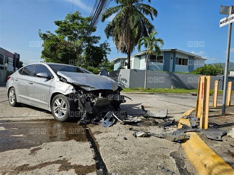 Herida Resulta Conductora Tras Brutal Impacto En San Pedro Sula HCH TV