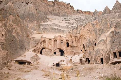 Kapadokya nın doğal ve tarihi mirası Keşlik Manastırı Gezelim