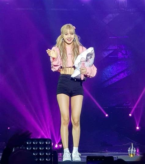 Pin By Casual On Beauty Blackpink Lisa Blackpink Fashion Concert Outfit