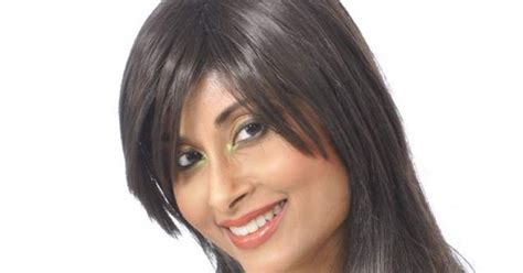 MY COUNTRY ACTRESS Aiysha Sagar Hot Sexy Cleavage Stills