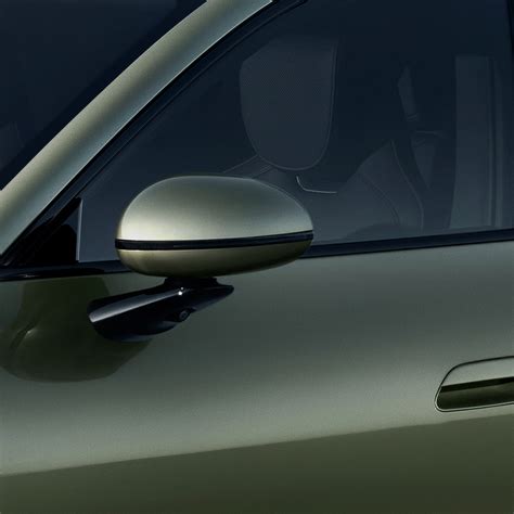 Xiaomi 14, Xiaomi 14 Pro flagships and Xiaomi Watch S3 have received