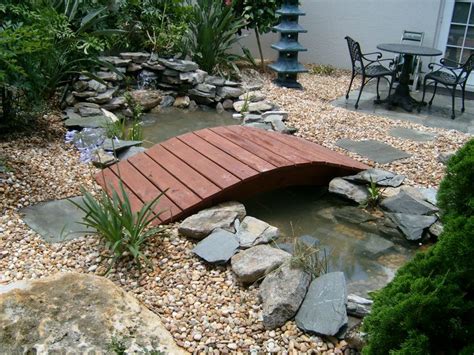 Bench Desk: Backyard Bridges