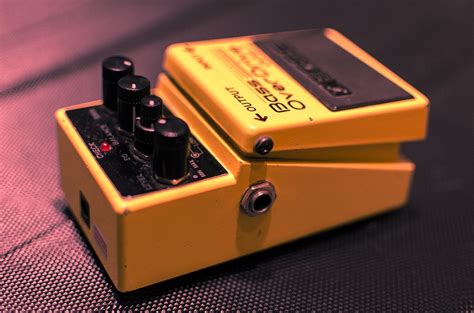 Best Distortion Pedal For Heavy Metal And Classic Rock Run The Music