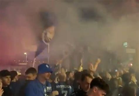 Atalanta Marsiglia La Festa Dei Tifosi Nerazzurri A Bergamo Dopo La