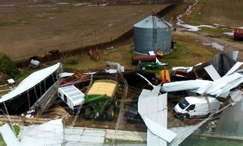 Compleja Recuperaci N De R O Primero Tras El Tornado Lv Ar