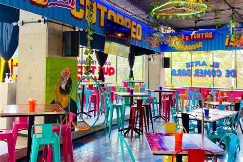 Cotorritos el aclamado bar de CDMX también tiene buffet