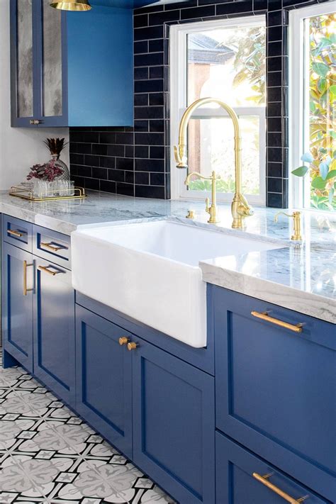 Blue Kitchen Cabinets With White Countertops Design Ideas