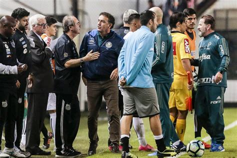 Dorival Foi Motivo Da Discuss O Entre Cuca E Elano No Santos X