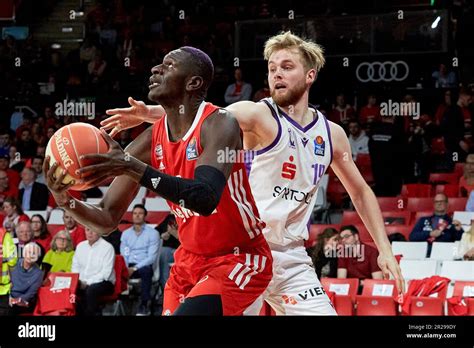 Basketball Bundesliga Fc Bayern M Nchen Vs Bg G Ttingen