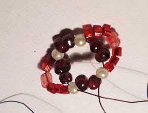 Браслет из бисера