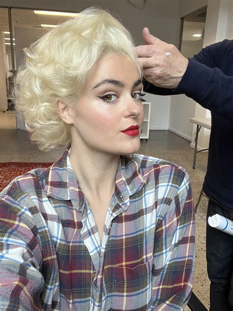 TW Pornstars 2 Pic Stefania Ferrario Twitter Hair And Makeup By