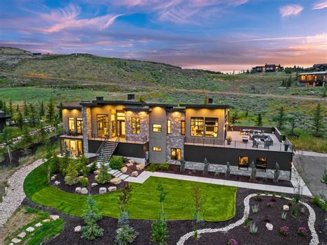 Exquisite Mountain Contemporary Home in Utah with Unparalleled Views Asking for $4,450,000