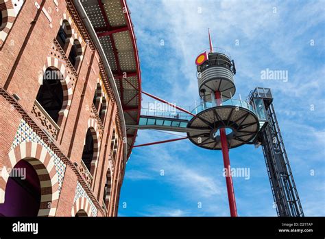 Espagne Barcelone les Arènes une ancienne plaza de toros arènes