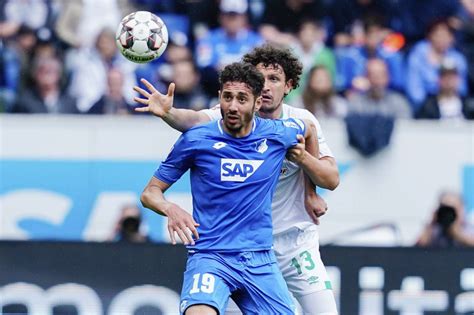 Fait Divers Ancien De L Ol Le Footballeur Ishak Belfodil En Garde