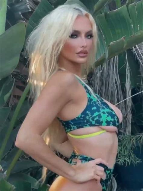 This Blonde Goddess Exposing All You Hungry For My Bikini Clad Tits Lindseypelas S Sex