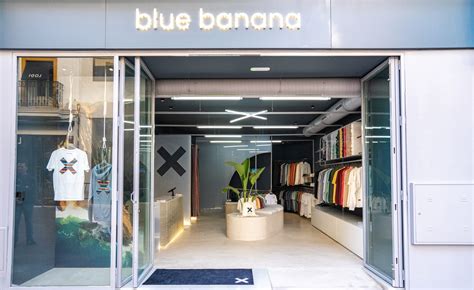 Blue Banana Aterriza En Andaluc A Con Su Primera Tienda En Sevilla