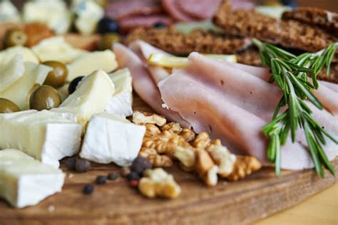 Charcuteries Et Fromages 10 Conseils Pour Un Plateau Réussi Recettes