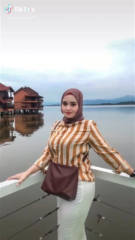 Ghim của fuck you trên art