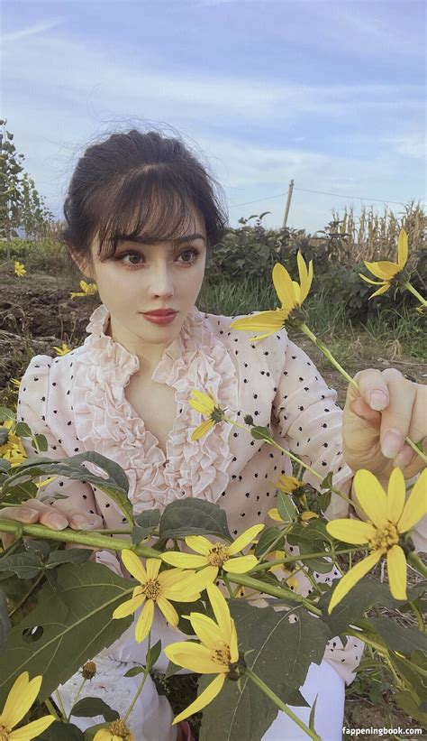 Yuan Herong Nude OnlyFans Leaks Fappening FappeningBook
