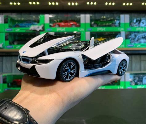 BMW i8 2020 mới Siêu xe thể thao đầy mê hoặc Nhấp để khám phá