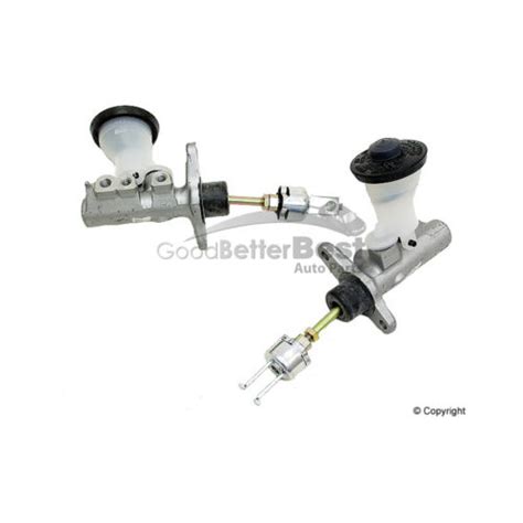 One New Aisin Clutch Master Cylinder Cmt For Toyota