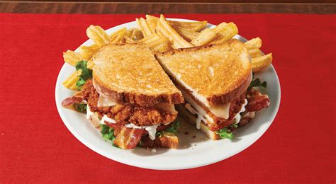 Denny S Canada Kingsway Crispy Chicken Bacon Ranch Sandwich