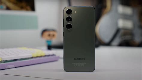 Samsung Galaxy S23 FE показали на видео Rozetked me