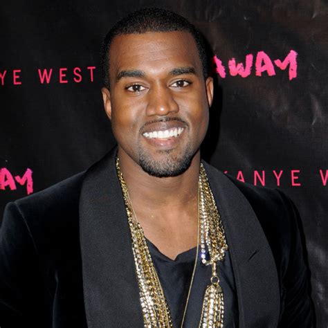 Kanye West Naked Pic Hits The Web