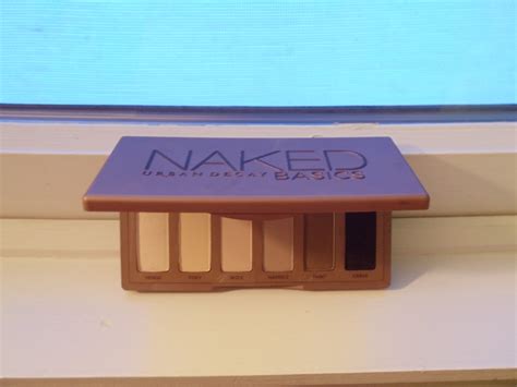 Fashion Beauty Life Am Review Urban Decay Naked Basics Palette