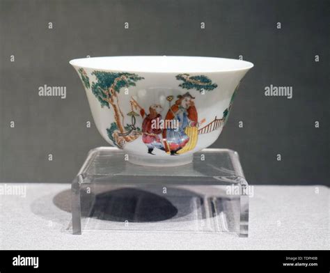 Ming Dynasty porcelain Stock Photo - Alamy