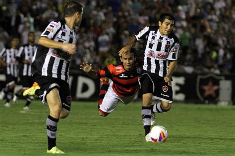 Botafogo Pb Vence O Campinense E Segue Na Luta Pelo Tri Do Paraibano