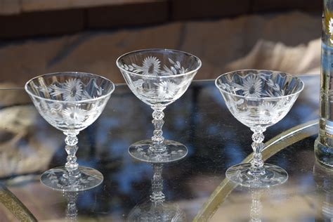 3 Vintage Etched Crystal Cocktail Glasses ~ Martini Glasses Fostoria 1940 S Vintage Etched