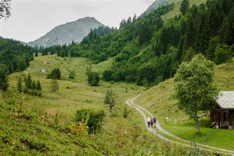 Neue Tourismusstrategie Der Tiroler Weg Lebensraum Tirol Holding