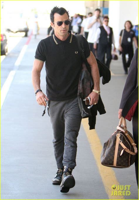 Justin Theroux Buff Biceps At Lax Photo Justin Theroux