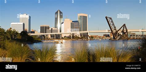 Jacksonville downtown skyline hi-res stock photography and images - Alamy