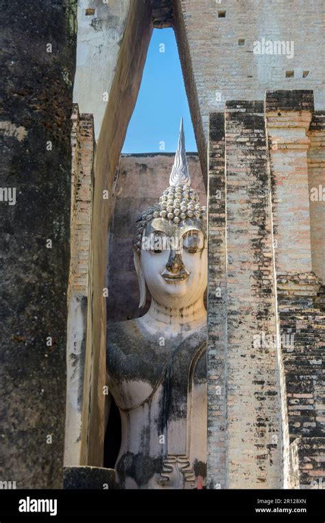 Wat Si Chum Temple Of The Bodhi Tree With Its Giant Seated Buddha